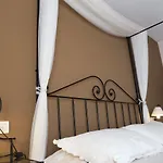 Hotell Els Encantats
