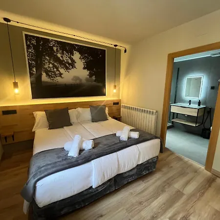 Hotel Els Encantats 3*