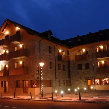 Els Encantats 3* Espot